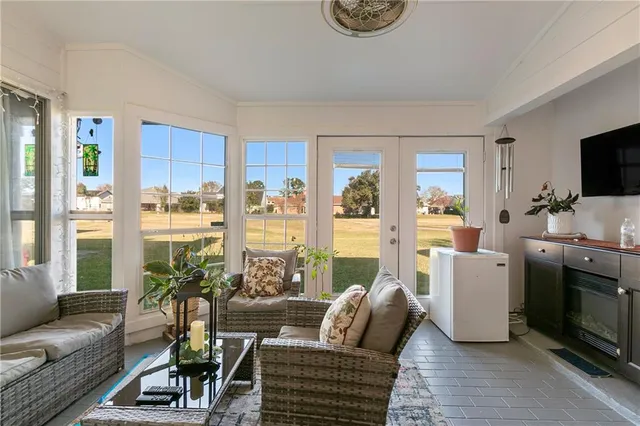 $199,900 | 73 Lake Lynn Drive, Unit 73, Harvey, LA 70058