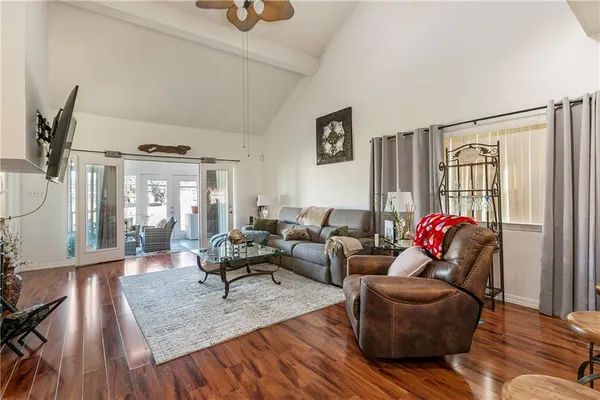 $190,000 | 73 Lake Lynn Drive, Unit 73, Harvey, LA 70058