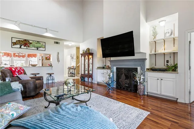 $199,900 | 73 Lake Lynn Drive, Unit 73, Harvey, LA 70058