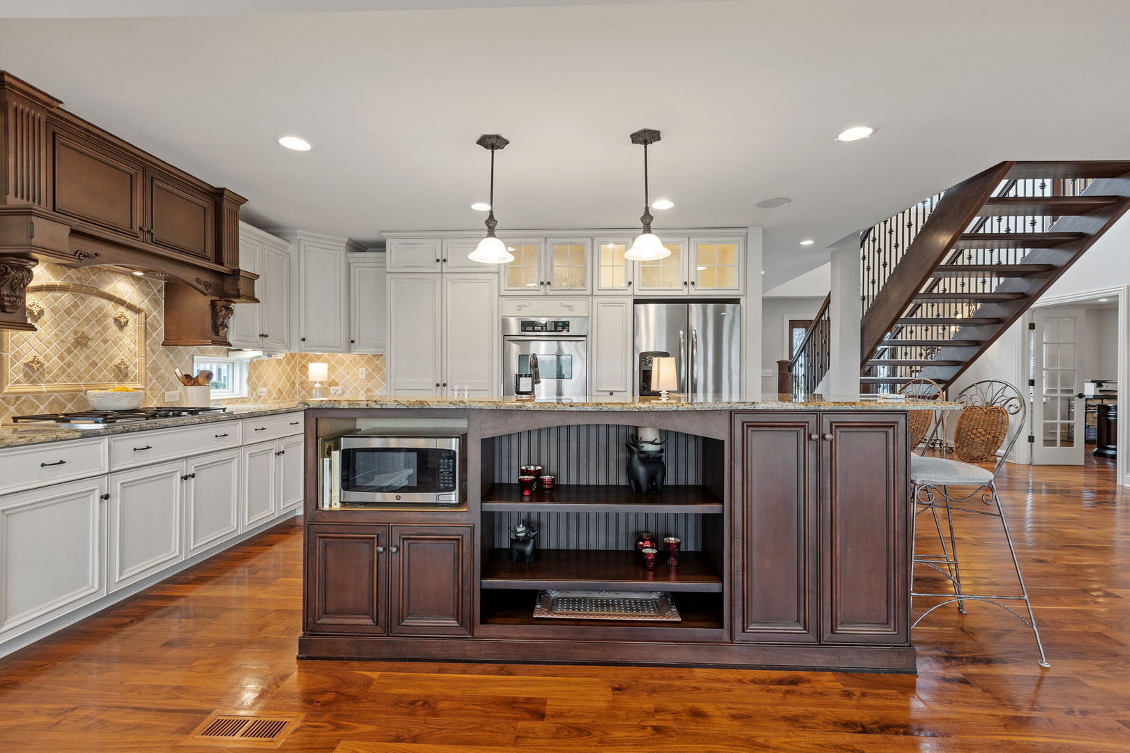 740 Bauer Road Naperville, IL 60563 - Photo 11 of 56 Gallery Image 11
