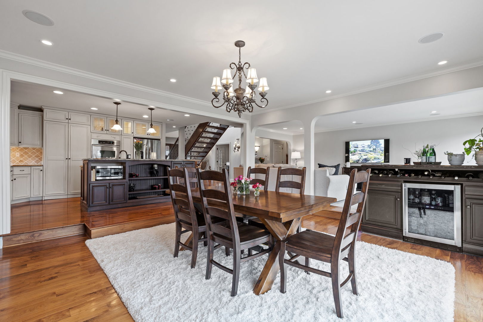 740 Bauer Road Naperville, IL 60563 - Photo 12 of 56 Gallery Image 12