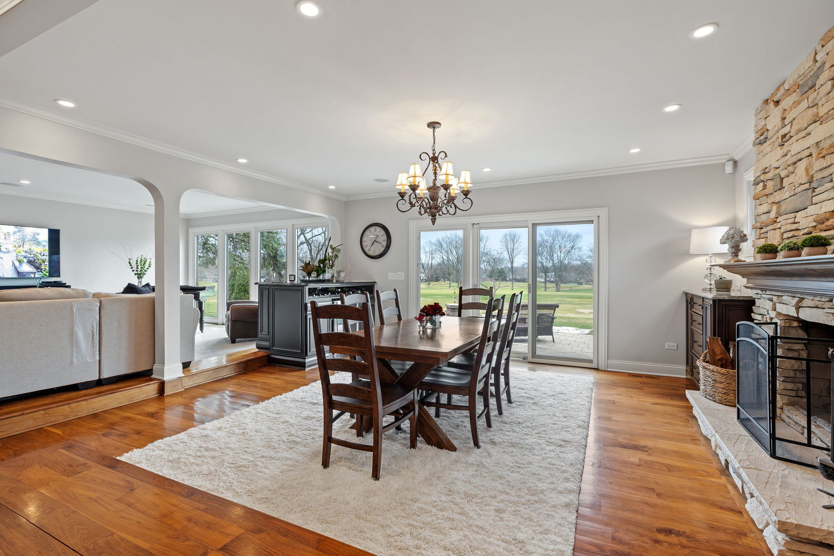 740 Bauer Road Naperville, IL 60563 - Photo 14 of 56 Gallery Image 14