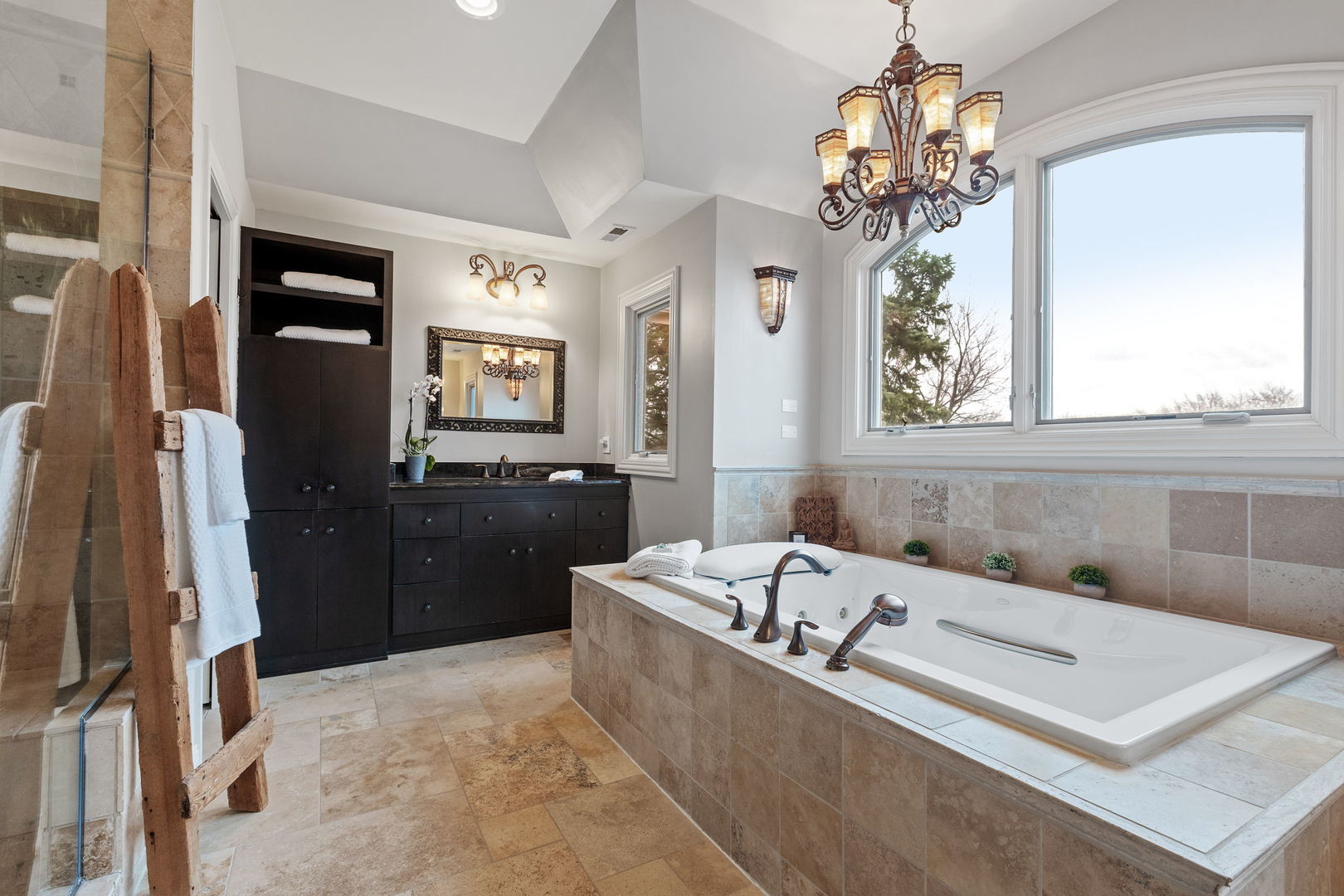 740 Bauer Road Naperville, IL 60563 - Photo 19 of 56 Gallery Image 19