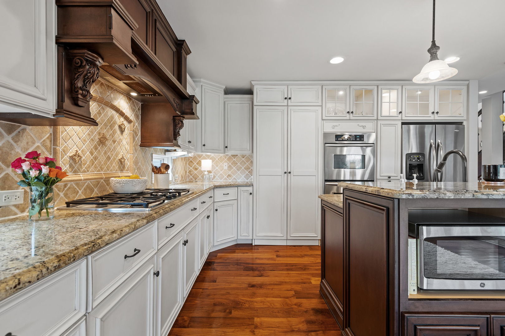 740 Bauer Road Naperville, IL 60563 - Photo 8 of 56 Gallery Image 8