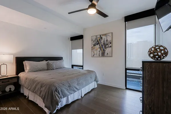 $825,000 | 200 West Portland Street, Unit 821, Phoenix, AZ 85003