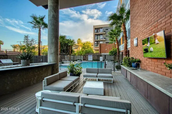$825,000 | 200 West Portland Street, Unit 821, Phoenix, AZ 85003