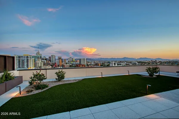 $825,000 | 200 West Portland Street, Unit 821, Phoenix, AZ 85003