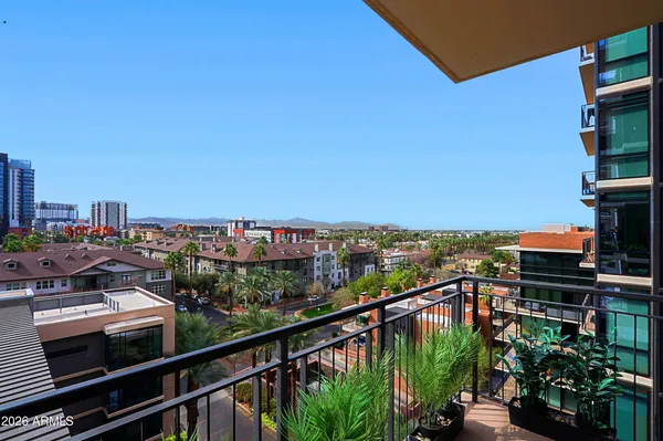 $825,000 | 200 West Portland Street, Unit 821, Phoenix, AZ 85003
