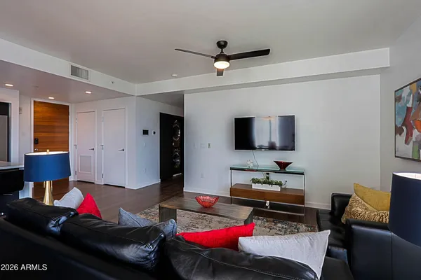 $825,000 | 200 West Portland Street, Unit 821, Phoenix, AZ 85003