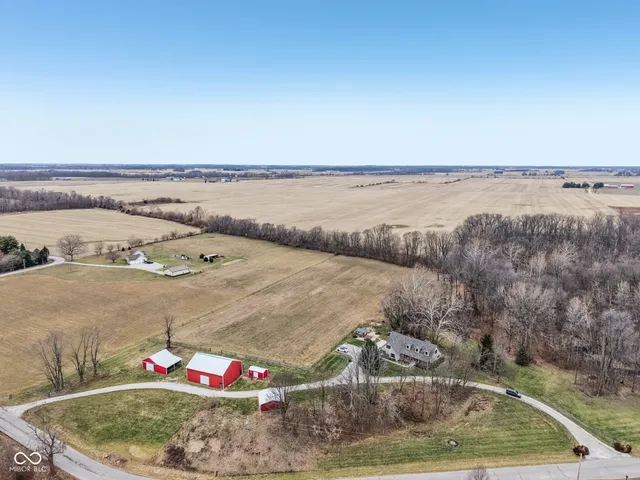 $900,000 | 4650 West County Road 650 North, North Salem, IN 46165