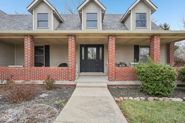 $900,000 | 4650 West County Road 650 North, North Salem, IN 46165