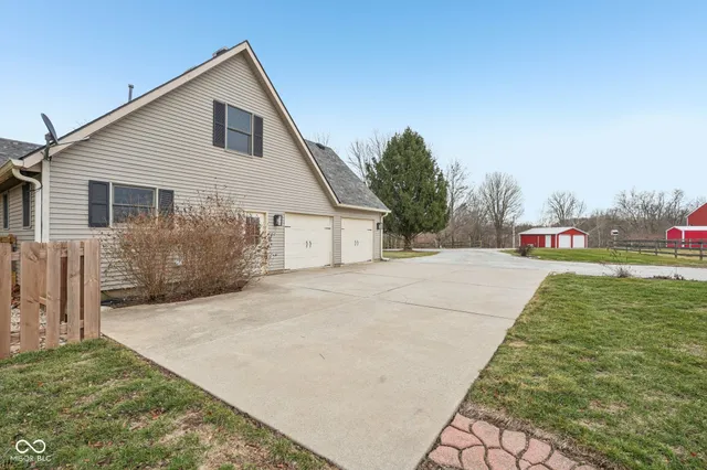 $900,000 | 4650 West County Road 650 North, North Salem, IN 46165