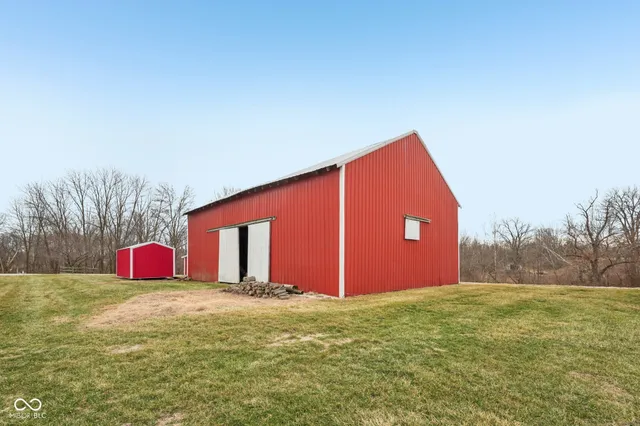$900,000 | 4650 West County Road 650 North, North Salem, IN 46165