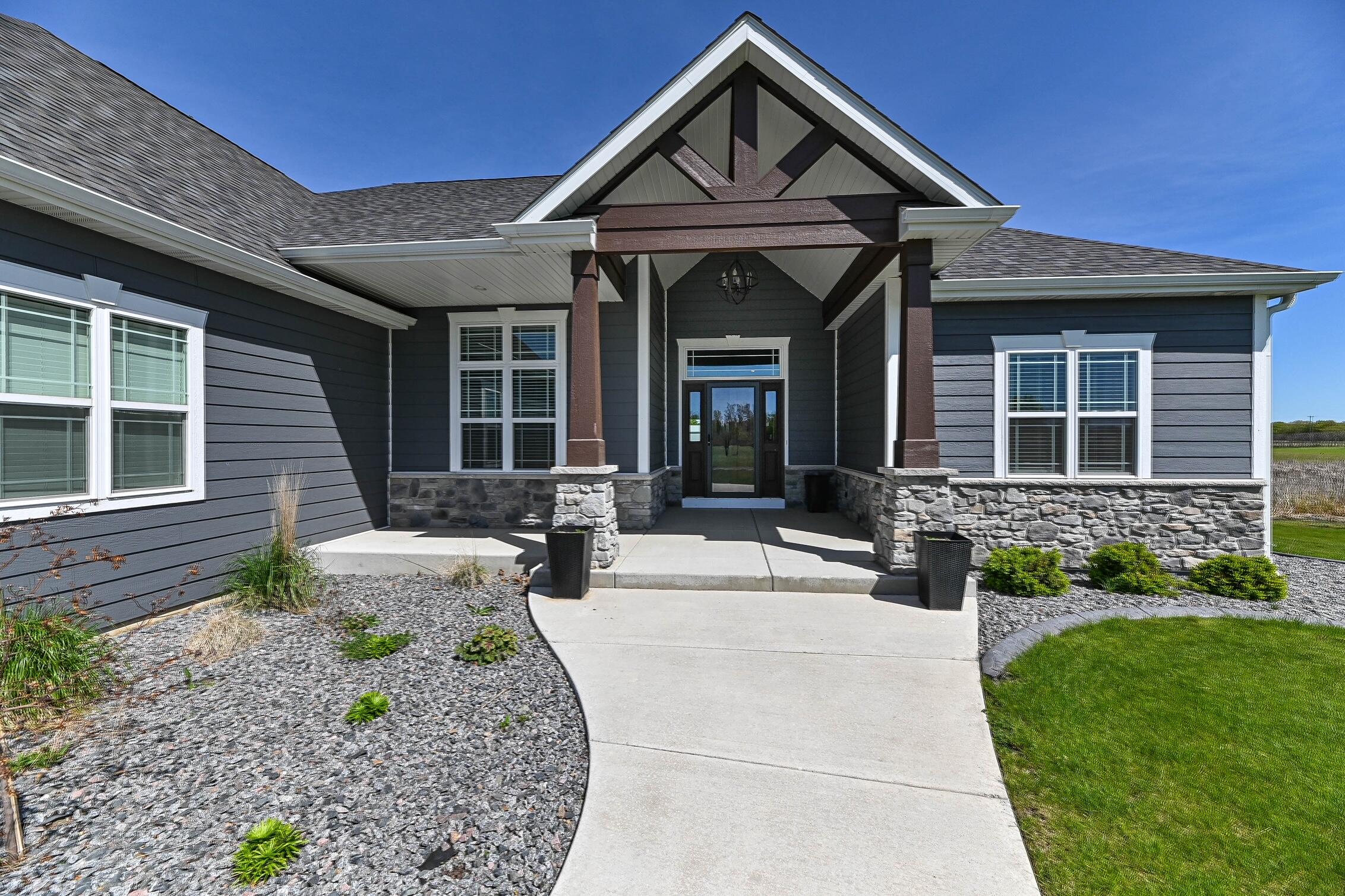 28516 Blue Crane Court Rochester, WI 53185 - Photo 3 of 60 Main