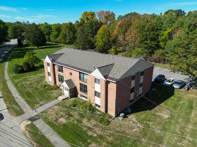 $240,000 | 1 Brookside Drive, Unit 2, Exeter, NH 03833