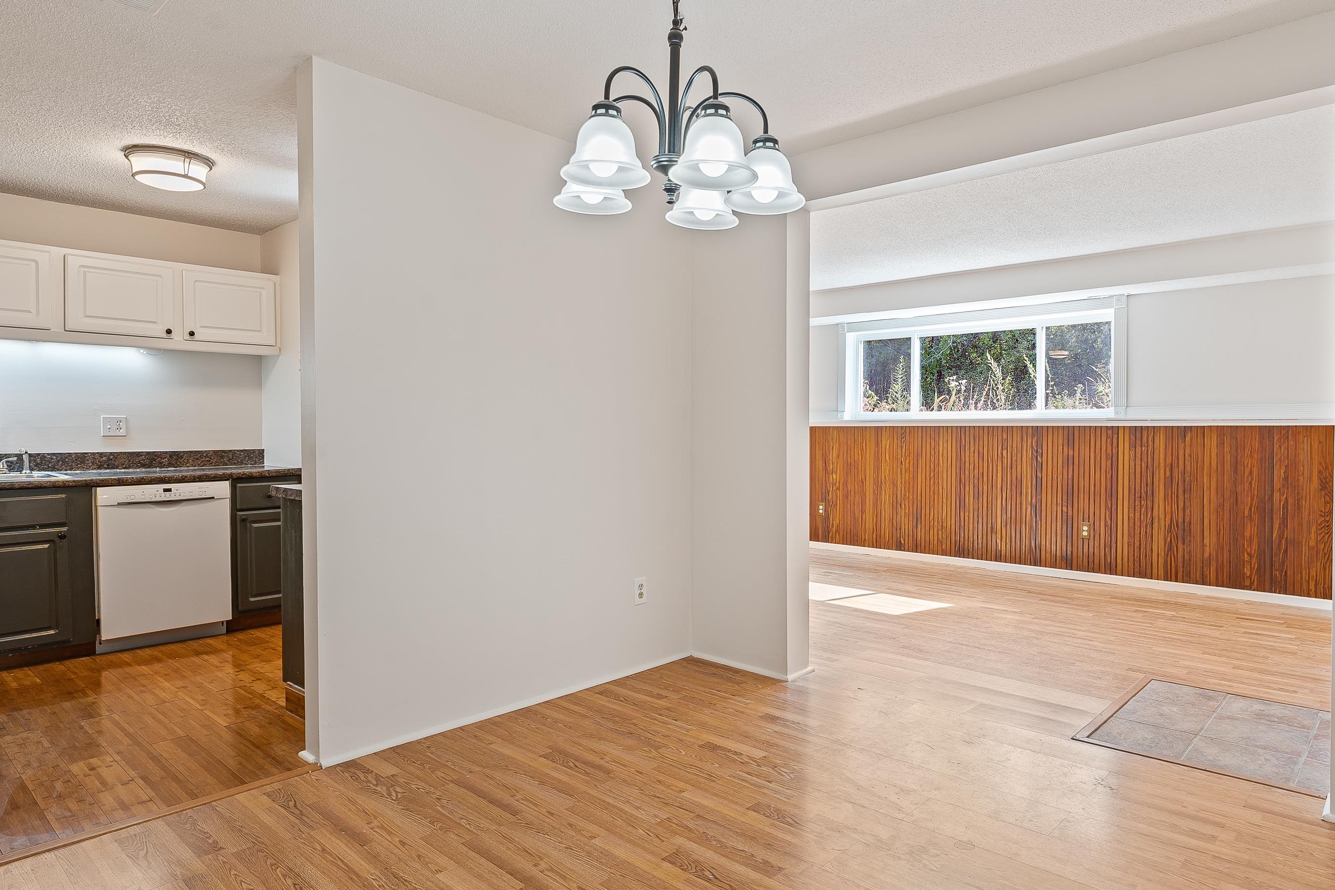 1 Brookside Drive, Unit 2 Exeter, NH 03833 - Photo 3 of 26