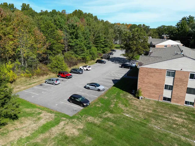 $255,000 | 1 Brookside Drive, Unit 2, Exeter, NH 03833