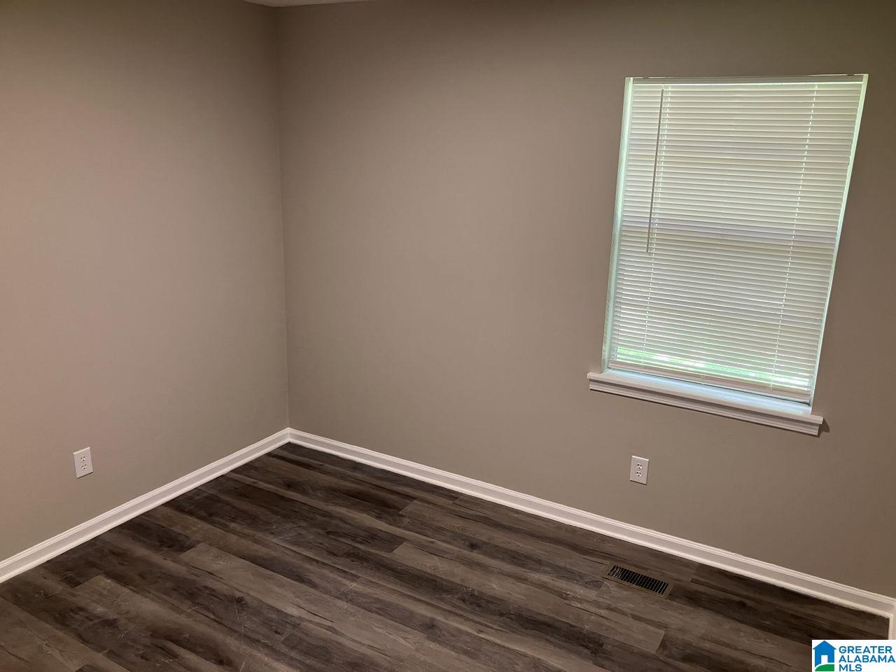 237 Dragline Lane Leeds, AL 35094 - Photo 13 of 18