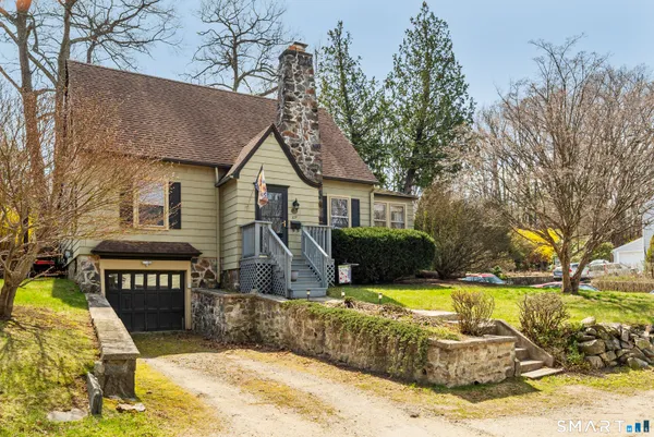 $299,900 | 109 Westwood Avenue, Waterbury, CT 06708