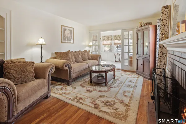 $299,900 | 109 Westwood Avenue, Waterbury, CT 06708