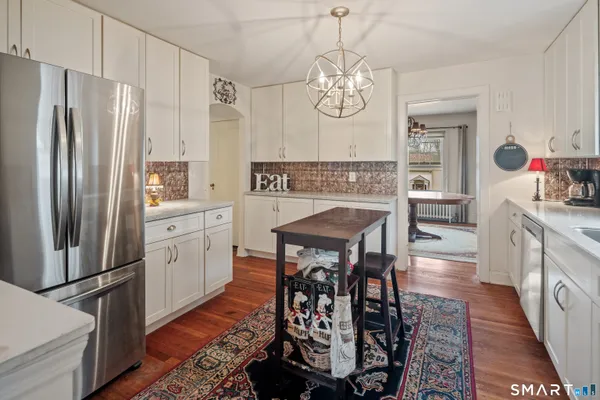 $299,900 | 109 Westwood Avenue, Waterbury, CT 06708