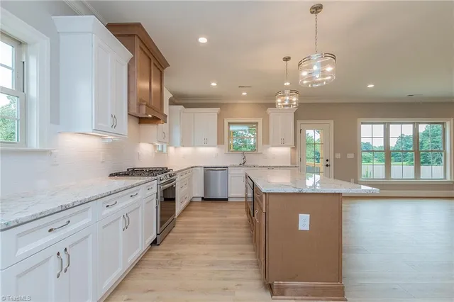 $599,900 | 8430 Fairgrove Church Road, Browns Summit, NC 27214