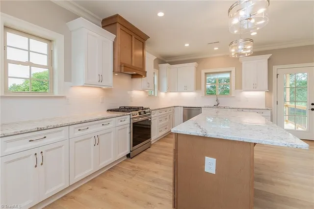 $599,900 | 8430 Fairgrove Church Road, Browns Summit, NC 27214