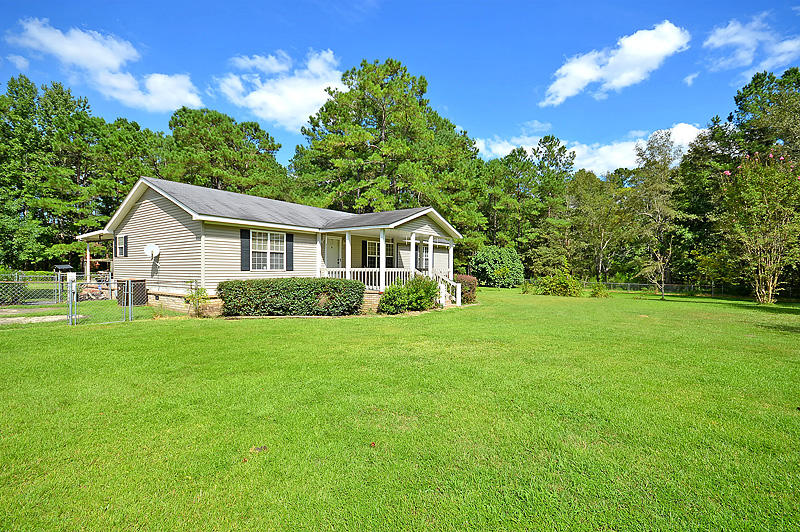 209 State Rd S-8-375 Moncks Corner, SC 29461 - Photo 3 of 30 DSC_0537-copy