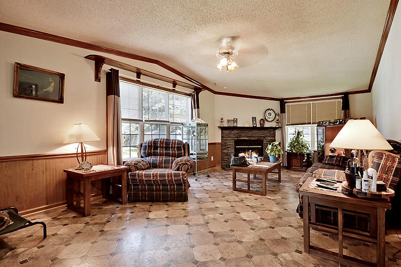 209 State Rd S-8-375 Moncks Corner, SC 29461 - Photo 6 of 30 DSC_0455_DSC_0458-copy