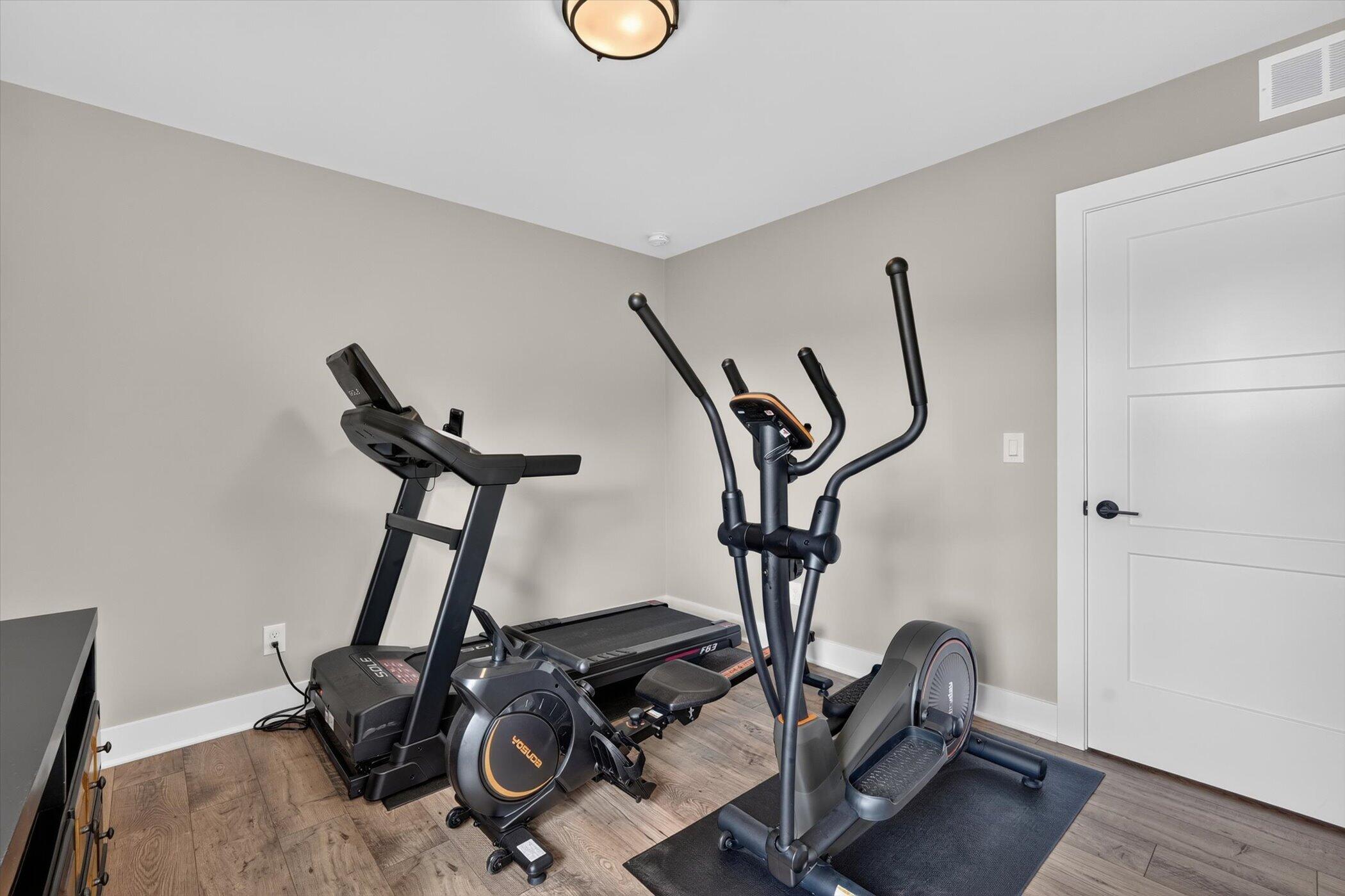 7895 Oak Grove Road Howell, MI 48855 - Photo 36 of 83 37-7895-Oak-Grove-Rd-WindowStill-Photogr
