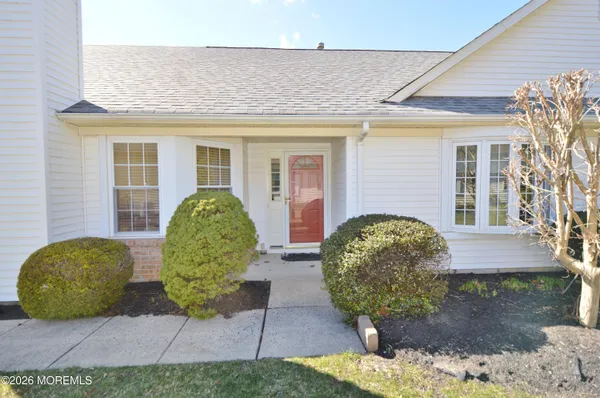 $495,000 | 2753 Rockport Lane, Toms River, NJ 08755