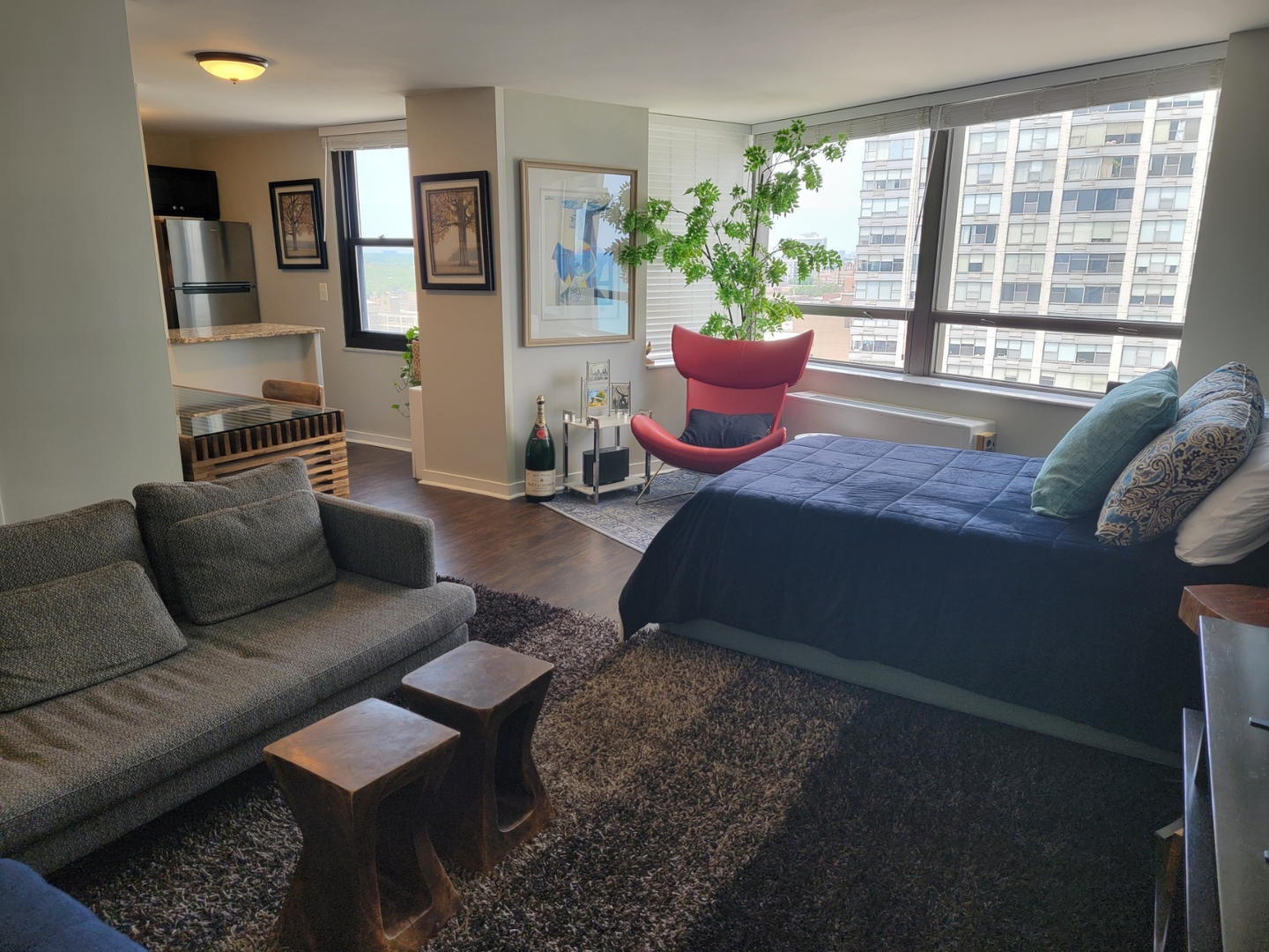 5701 North Sheridan Road, Unit 17D Chicago, IL 60660 - Photo 3 of 20