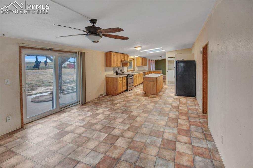 7940 Edison Road Yoder, CO 80864 - Photo 22 of 38 a view of a electric appliances in a room