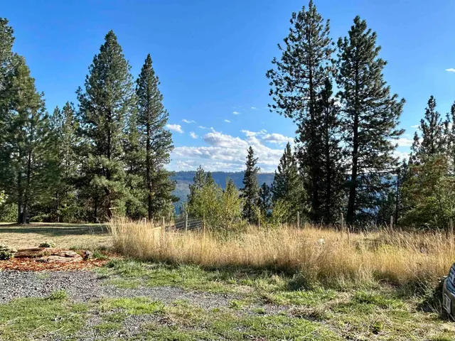 $259,900 | 1510 Summitview Drive, Ahsahka, ID 83520