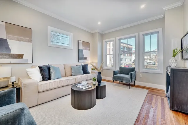 $849,900 | 114-116 West Wyoming Avenue, Unit 1, Melrose, MA 02176