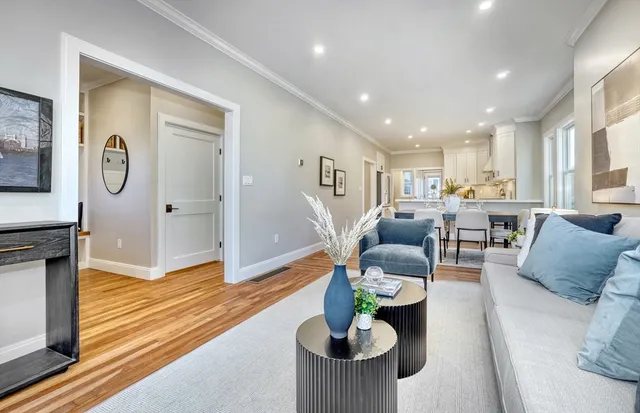 $849,900 | 114-116 West Wyoming Avenue, Unit 1, Melrose, MA 02176