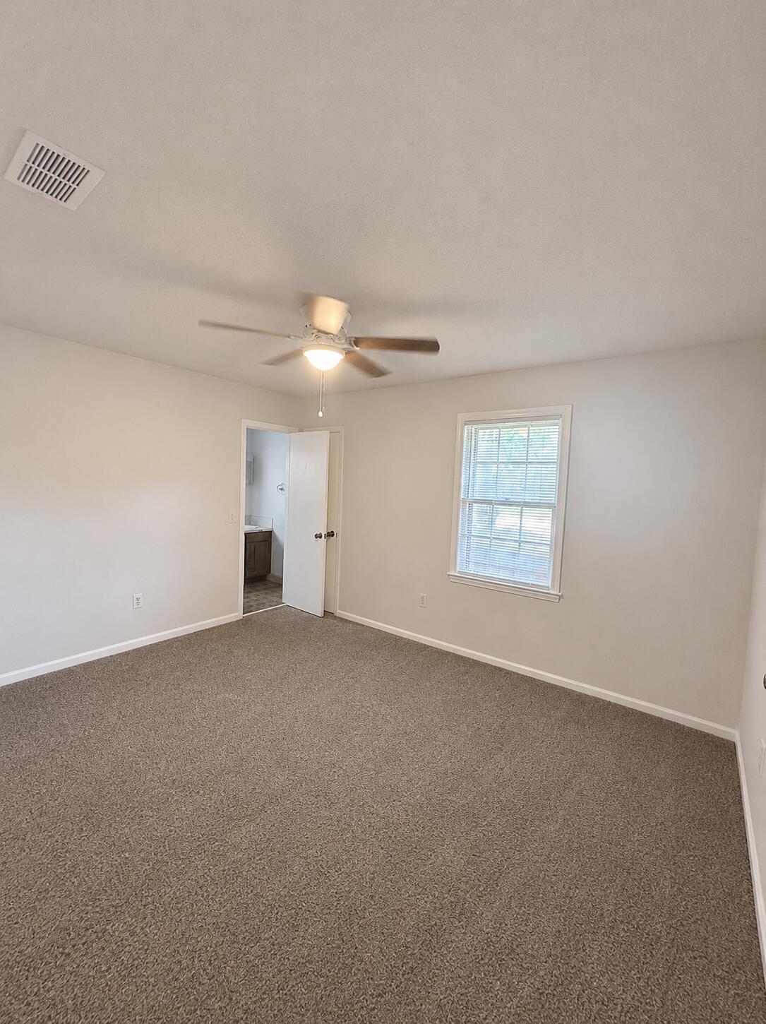 206 Longleaf Road Summerville, SC 29486 - Photo 12 of 15