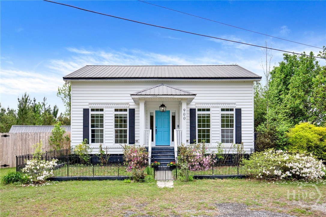 900 Garrison Street Pembroke, GA 31321 - Photo 2 of 40