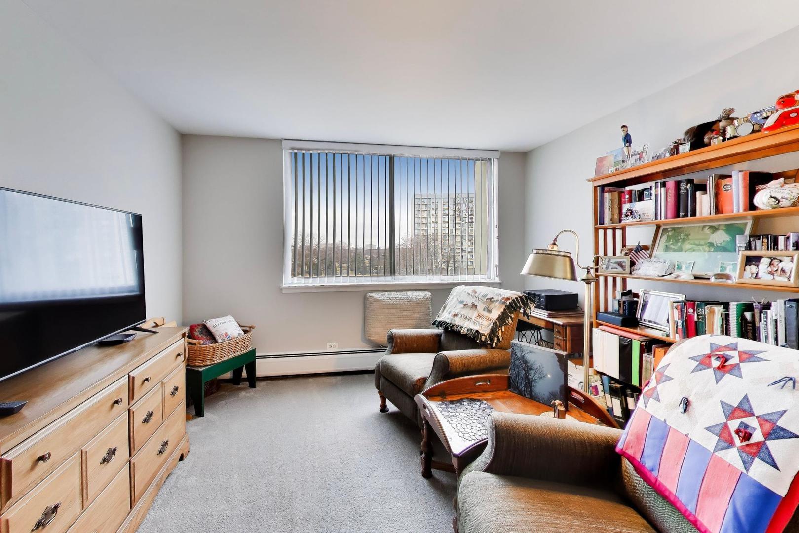 40 North Tower Road, Unit 4F Oak Brook, IL 60523 - Photo 16 of 32