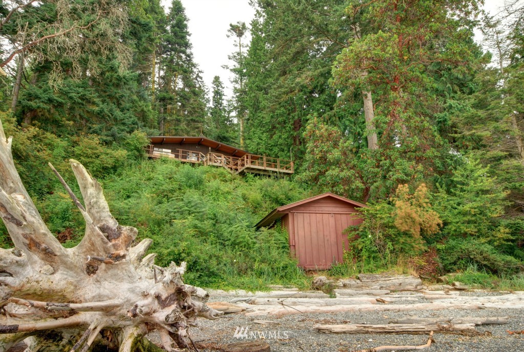 1665 North Bluff Road Greenbank, WA 98253 - Photo 13 of 15 Gallery Image 13