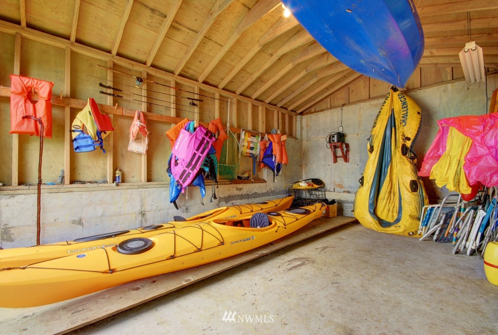 1665 North Bluff Road Greenbank, WA 98253 - Photo 14 of 15 Gallery Image 14