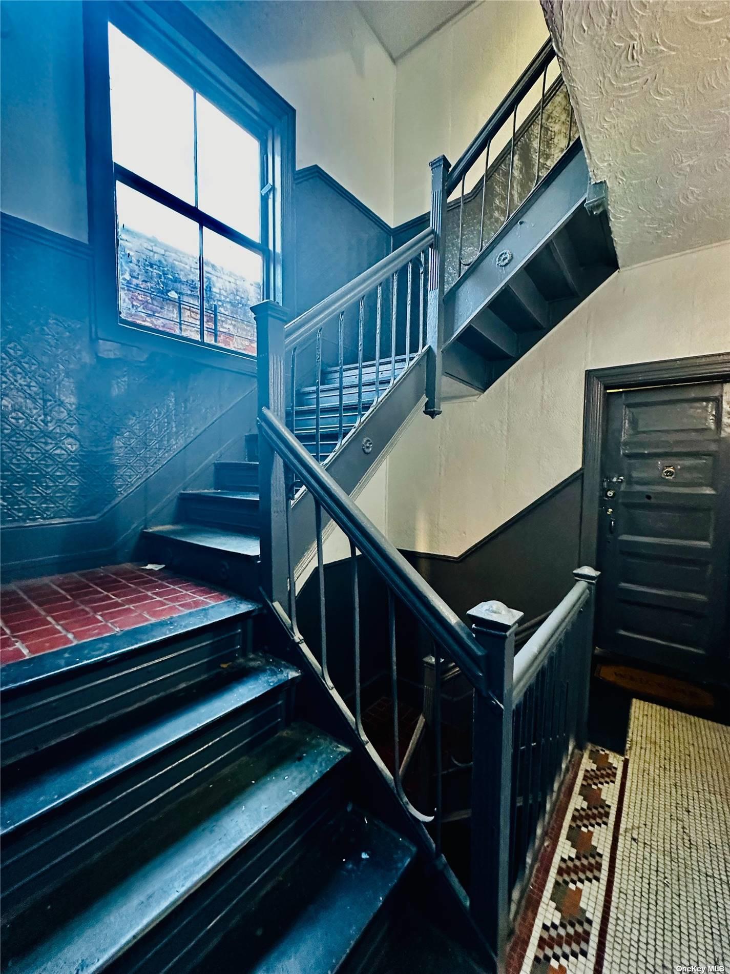 879 Knickerbocker Avenue Brooklyn, NY 11207 - Photo 16 of 21 Second floor