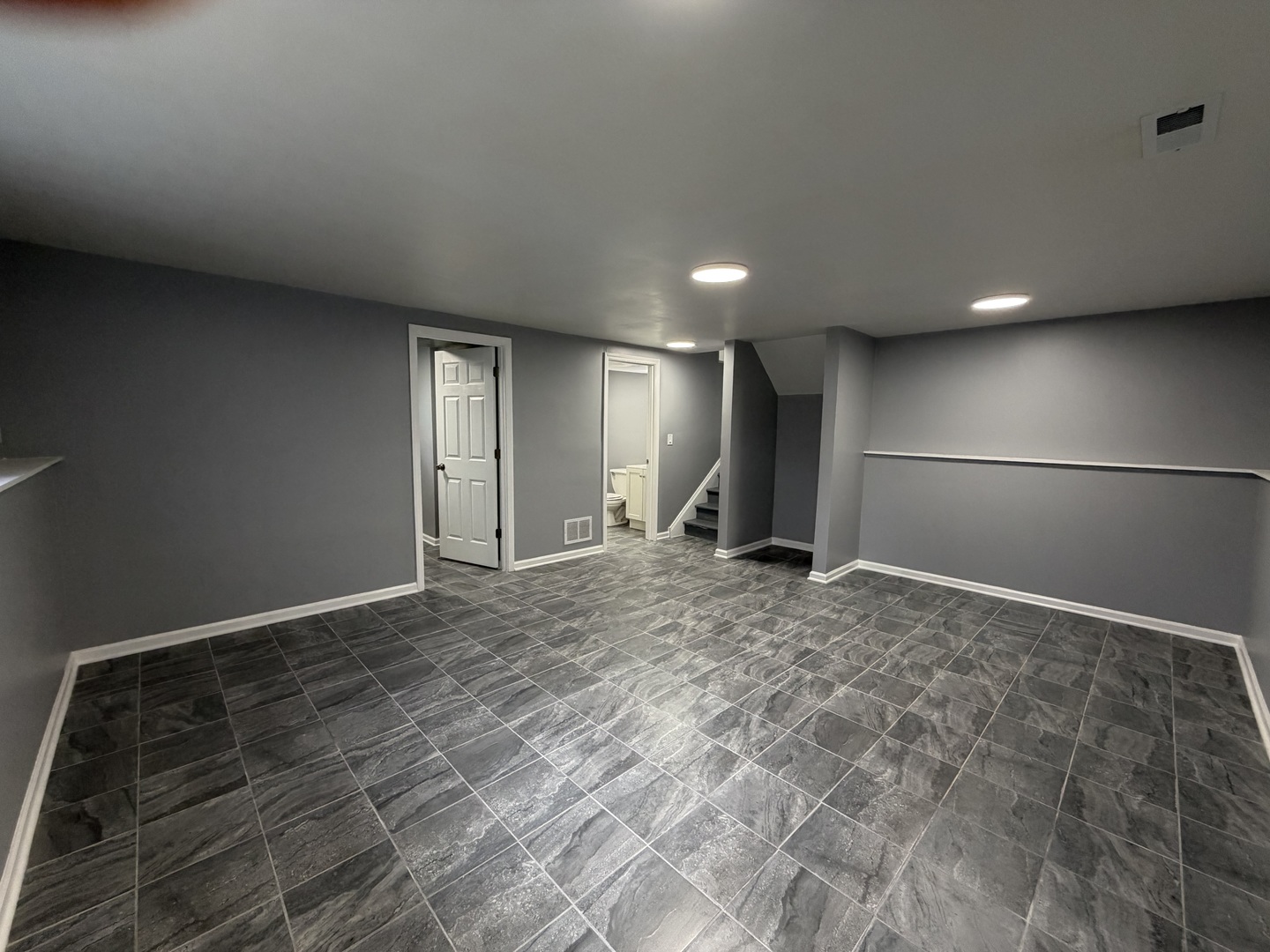 200 Lee Lane Bolingbrook, IL 60440 - Photo 29 of 40
