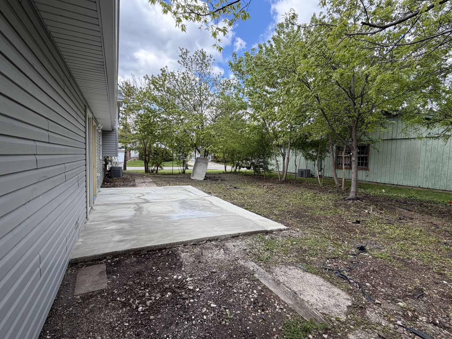 200 Lee Lane Bolingbrook, IL 60440 - Photo 37 of 40