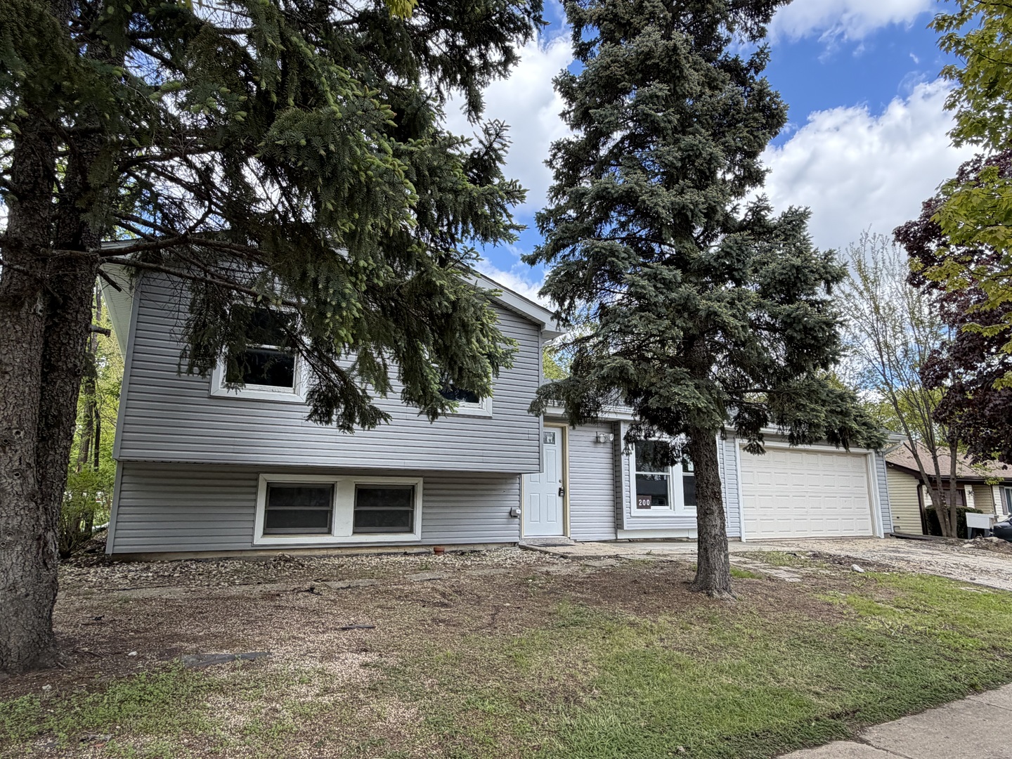 200 Lee Lane Bolingbrook, IL 60440 - Photo 4 of 40
