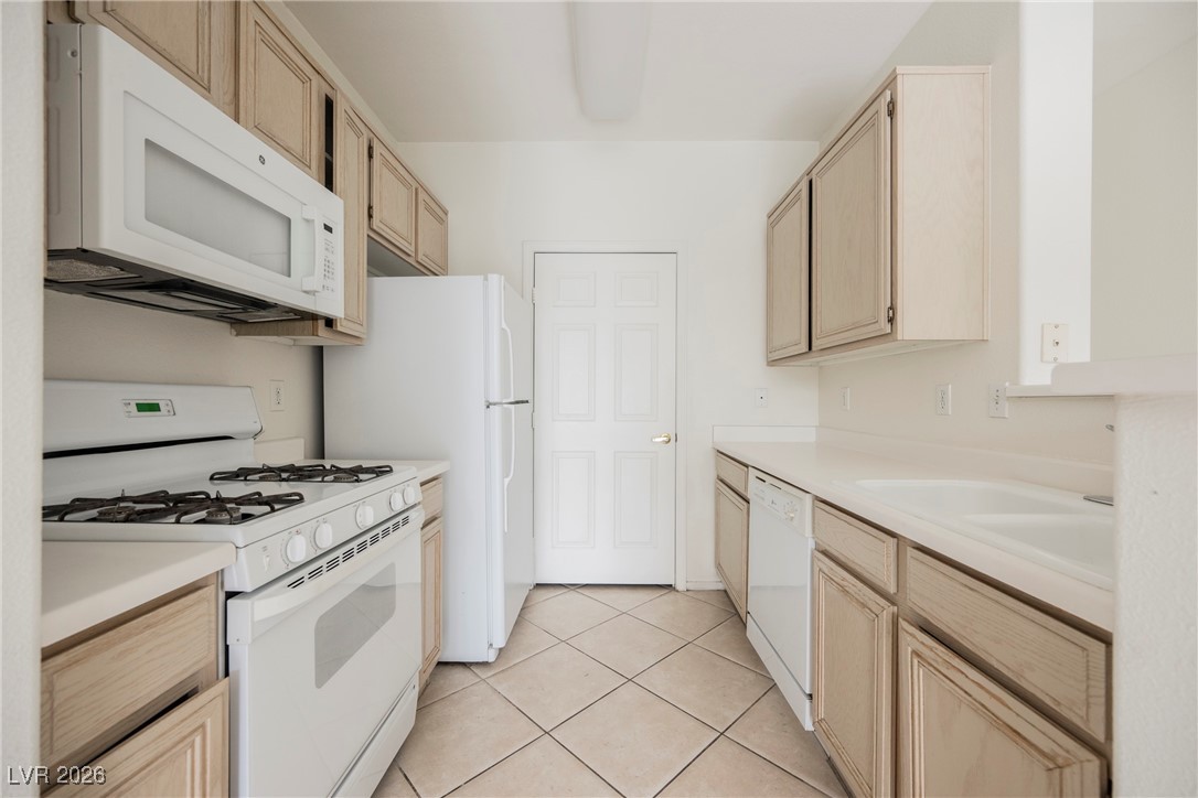 7155 South Durango Drive, Unit 110 Las Vegas, NV 89113 - Photo 6 of 31