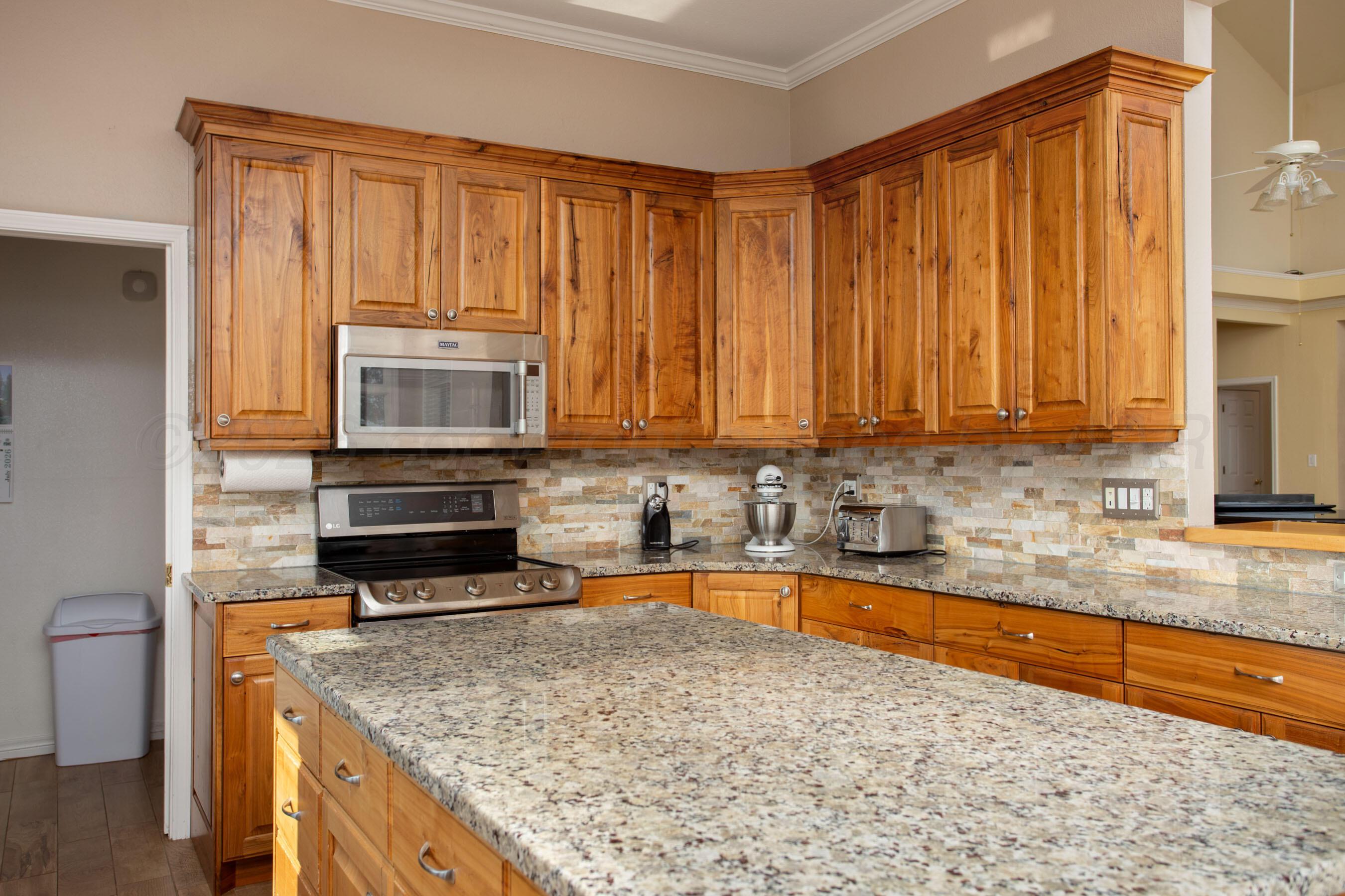 70 Stonebridge Gate Road Amarillo, TX 79124 - Photo 50 of 52 Kitchen