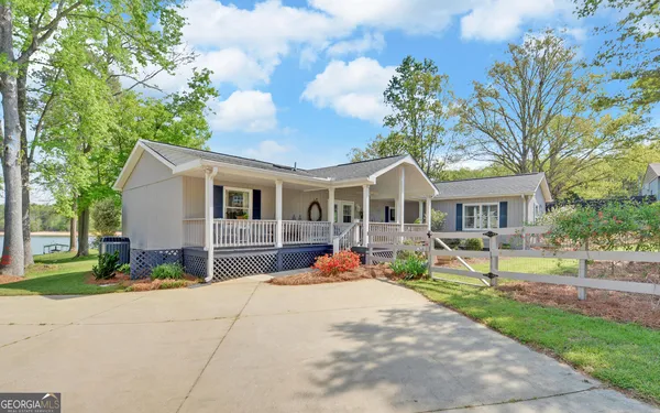 $769,900 | 809 Glenn Ferry Road, Fair Play, SC 29643