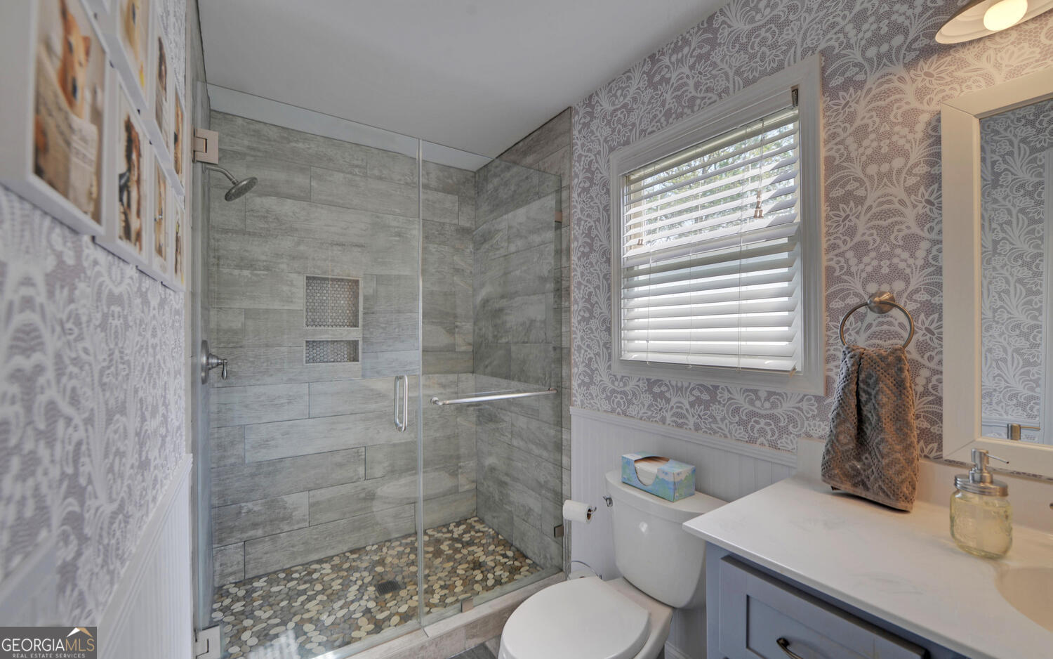 809 Glenn Ferry Road Fair Play, SC 29643 - Photo 41 of 78 a bathroom with a sink toilet and shower