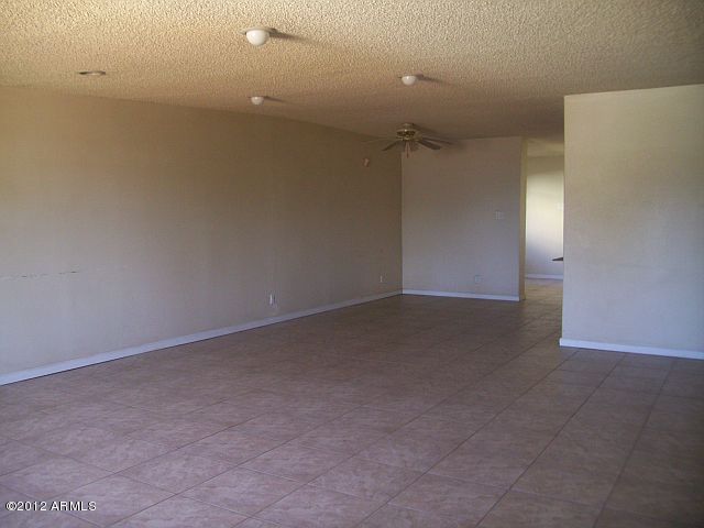 1528 West Roeser Road Phoenix, AZ 85041 - Photo 15 of 25 C:\fakepath\023-276703 - Living Area